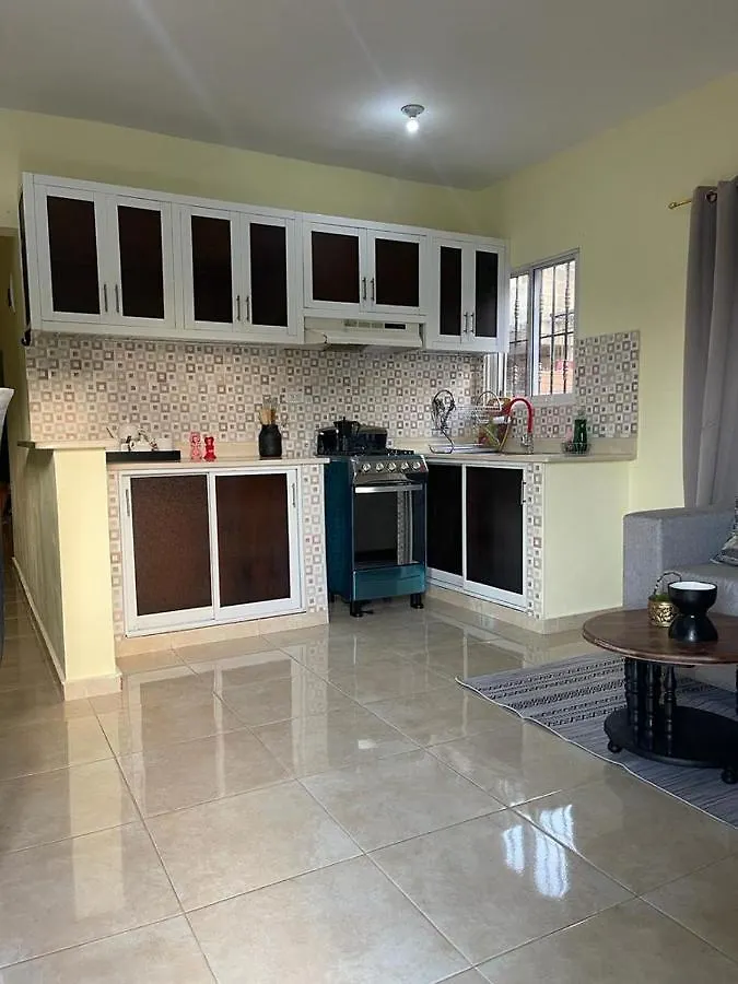 פוארטו פלטה J&W Apartment פוארטו פלטה